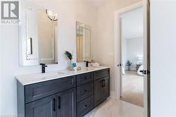 Double sink en-suite - 