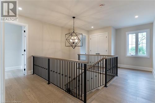 9 ft ceiling second floor - 1 West Avenue, Stoney Creek, ON - Indoor Photo Showing Other Room