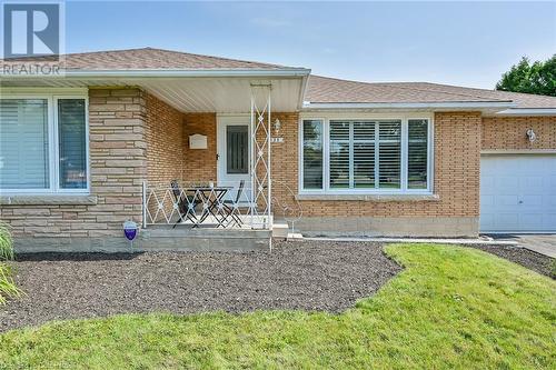 33 Collier Crescent, Hamilton, ON - Outdoor