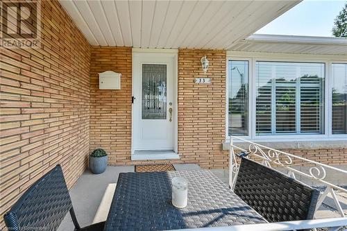 33 Collier Crescent, Hamilton, ON - Outdoor With Exterior