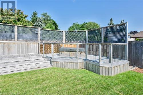 33 Collier Crescent, Hamilton, ON - Outdoor