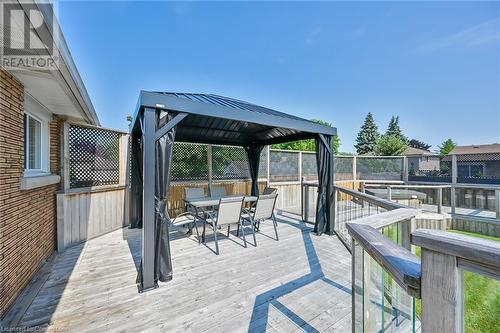 33 Collier Crescent, Hamilton, ON - Outdoor