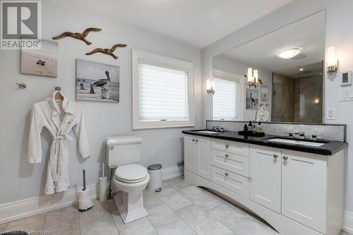 145 Birett Drive, Burlington, ON - Indoor Photo Showing Bathroom