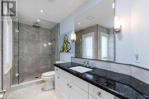 145 Birett Drive, Burlington, ON - Indoor Photo Showing Bathroom