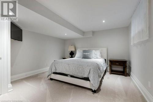 145 Birett Drive, Burlington, ON - Indoor Photo Showing Bedroom