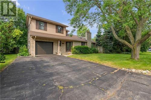 1243 Nathaniel Crescent, Burlington, ON - Outdoor