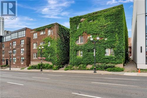 285 King Street W Unit# 8, Hamilton, ON - Outdoor