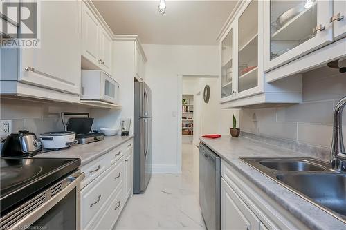 285 King Street W Unit# 8, Hamilton, ON - Indoor Photo Showing Kitchen With Double Sink