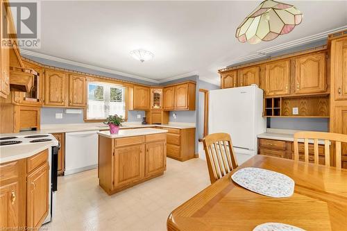 657 Haldimand 17 Road, Haldimand County, ON - Indoor Photo Showing Kitchen