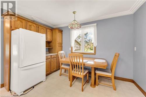 657 Haldimand 17 Road, Haldimand County, ON - Indoor Photo Showing Dining Room