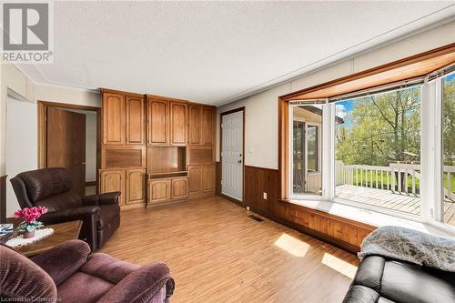 657 Haldimand 17 Road, Haldimand County, ON -  Photo Showing Living Room