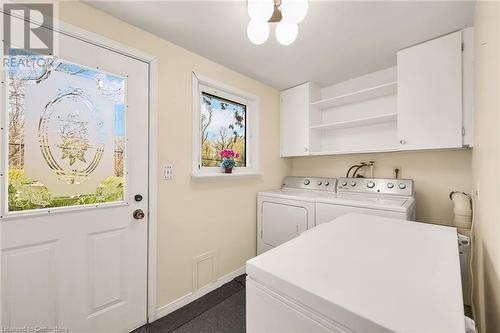 657 Haldimand 17 Road, Haldimand County, ON - Indoor Photo Showing Laundry Room