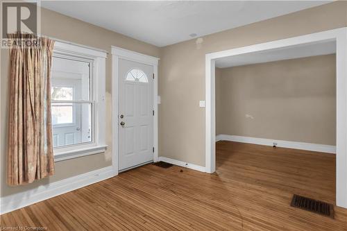 174 Lake Street, St. Catharines, ON - Indoor Photo Showing Other Room