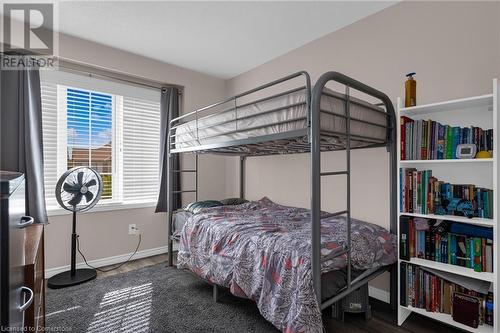 75 Cedarville Drive, Hamilton, ON - Indoor Photo Showing Bedroom