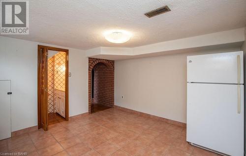 607 7Th Avenue, Hamilton, ON - Indoor Photo Showing Other Room