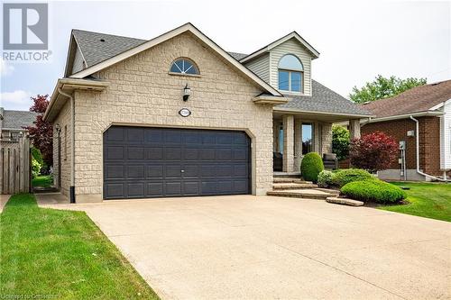 7789 Alpine Drive, Niagara Falls, ON - Outdoor With Facade