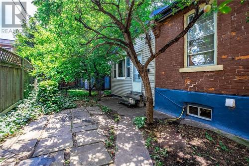 321 Main Street W, Hamilton, ON - Outdoor