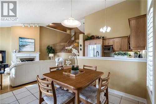 2278 Turnberry Road Unit# 13, Burlington, ON - Indoor Photo Showing Dining Room