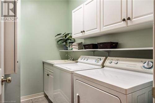 2278 Turnberry Road Unit# 13, Burlington, ON - Indoor Photo Showing Laundry Room