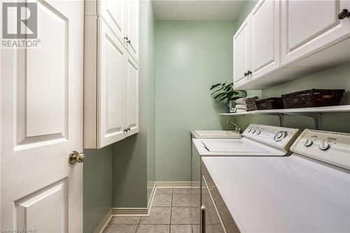 2278 Turnberry Road Unit# 13, Burlington, ON - Indoor Photo Showing Laundry Room