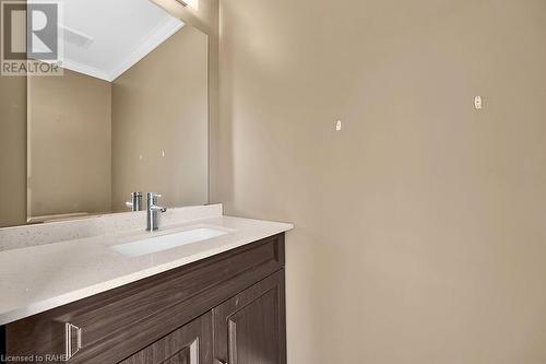 67 Holder Drive, Brantford, ON - Indoor Photo Showing Bathroom