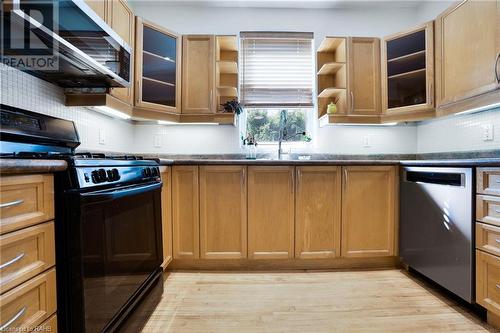 1 Northcliffe Avenue, Dundas, ON - Indoor Photo Showing Kitchen