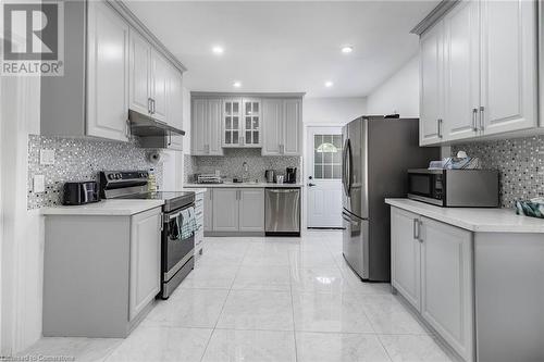 5063 Bridge Street, Niagara Falls, ON - Indoor Photo Showing Kitchen With Stainless Steel Kitchen