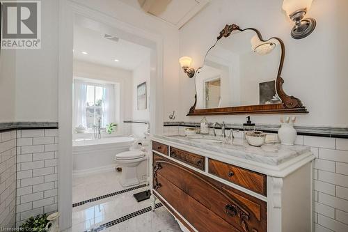 44 King Street, Port Colborne, ON - Indoor Photo Showing Bathroom