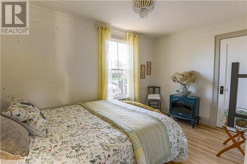 44 King Street, Port Colborne, ON - Indoor Photo Showing Bedroom