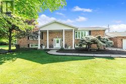 24 Harbinger Drive  Stoney Creek, ON L8J 2W8