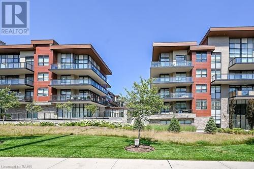 1575 Lakeshore Road W Unit# 304, Mississauga, ON - Outdoor With Balcony With Facade