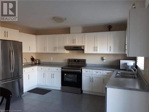 70 Willowrun Drive Unit# 87, Kitchener, ON - Indoor Photo Showing Kitchen With Double Sink