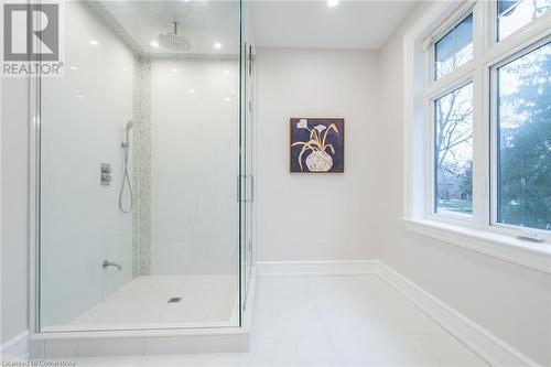 620 King Road, Burlington, ON - Indoor Photo Showing Bathroom