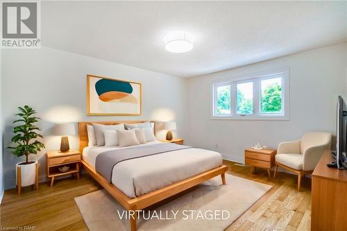 4107 Wheelwright Crescent, Mississauga, ON - Indoor Photo Showing Bedroom