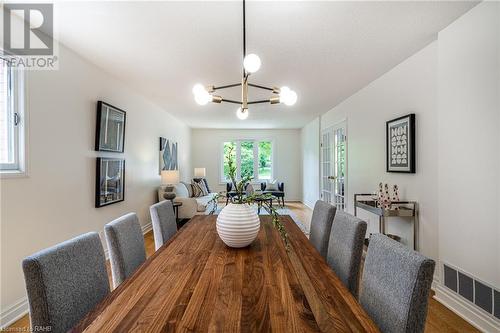 4107 Wheelwright Crescent, Mississauga, ON - Indoor Photo Showing Dining Room