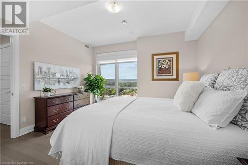 2025 Maria Street Unit# 1508, Burlington, ON - Indoor Photo Showing Bedroom