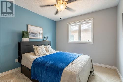 3234 Sharp Road, Burlington, ON - Indoor Photo Showing Bedroom