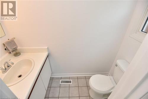 15 Derby Street Unit# 39, Hamilton, ON - Indoor Photo Showing Bathroom