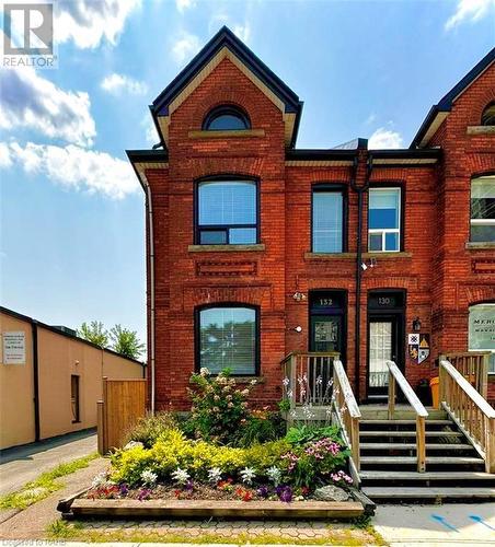 132 Jackson Street E, Hamilton, ON - Outdoor