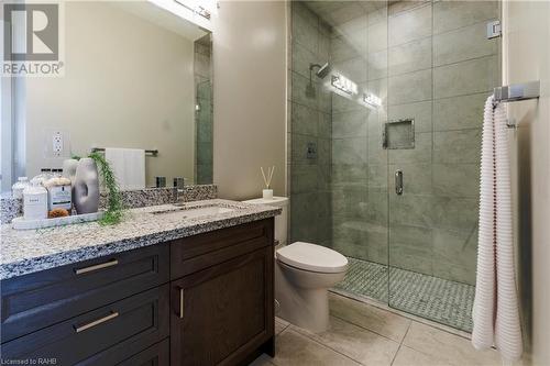 101 Locke Street S Unit# 504, Hamilton, ON - Indoor Photo Showing Bathroom