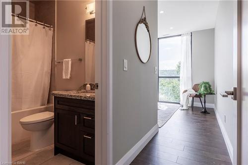 101 Locke Street S Unit# 504, Hamilton, ON - Indoor Photo Showing Bathroom