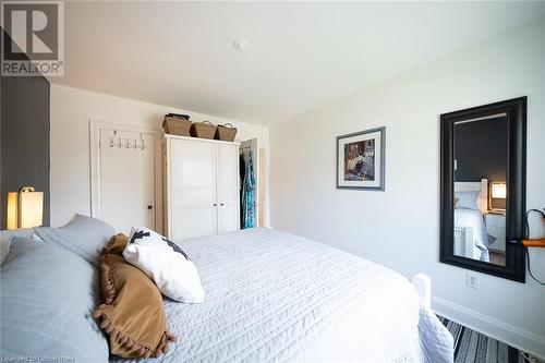 71 Dunkirk Drive, Hamilton, ON - Indoor Photo Showing Bedroom