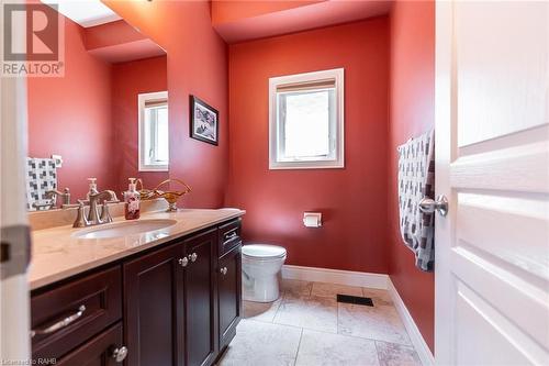 12 Sistine Court, Hamilton, ON - Indoor Photo Showing Bathroom