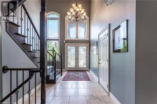 12 Sistine Court, Hamilton, ON - Indoor Photo Showing Other Room