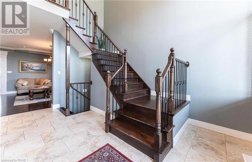 12 Sistine Court, Hamilton, ON - Indoor Photo Showing Other Room