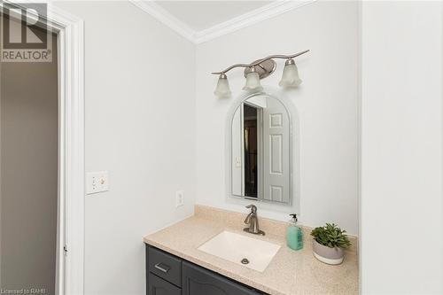 47 Simson Avenue, Simcoe, ON - Indoor Photo Showing Bathroom