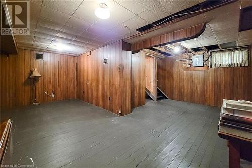 17 Barnesdale Avenue N, Hamilton, ON - Indoor Photo Showing Basement