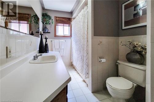 15 Presidio Drive, Hamilton, ON - Indoor Photo Showing Bathroom