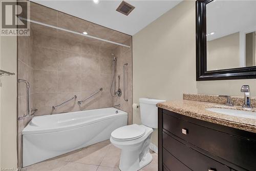 150 Wilson Street W Unit# 112, Ancaster, ON - Indoor Photo Showing Bathroom