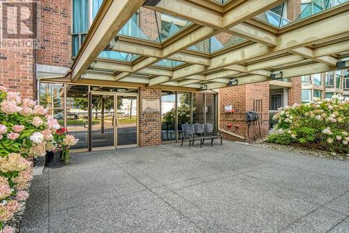 1225 North Shore Boulevard E Unit# 608, Burlington, ON - Outdoor